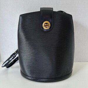 Louis Vuitton Epi Cluny Shoulder Bag Black Noir (125148)